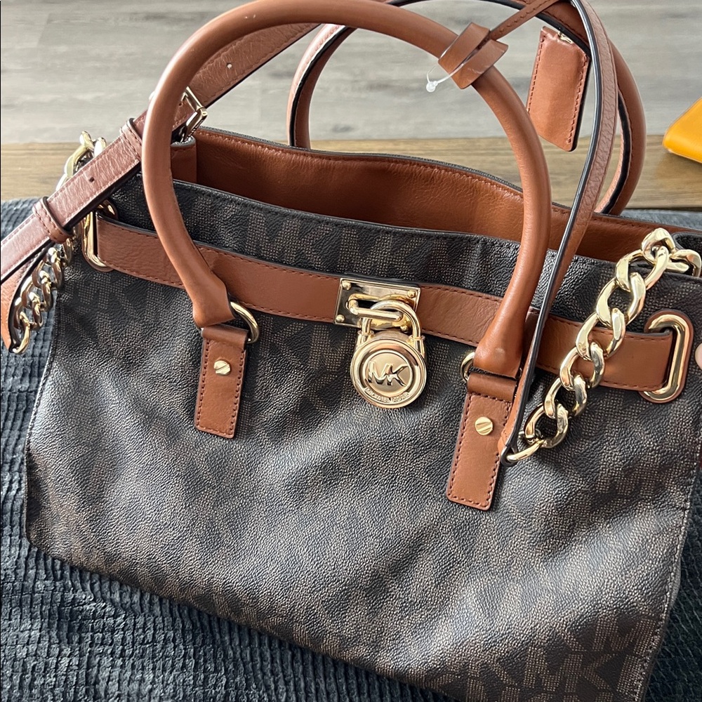 Michael Kors Dark Brown and Tan Shoulder Bag - Picture 7 of 7
